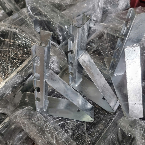 Phụ kiện máng lưới